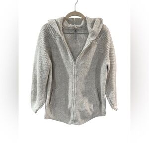 Lou & Grey Soft Knit Sweater in Gray